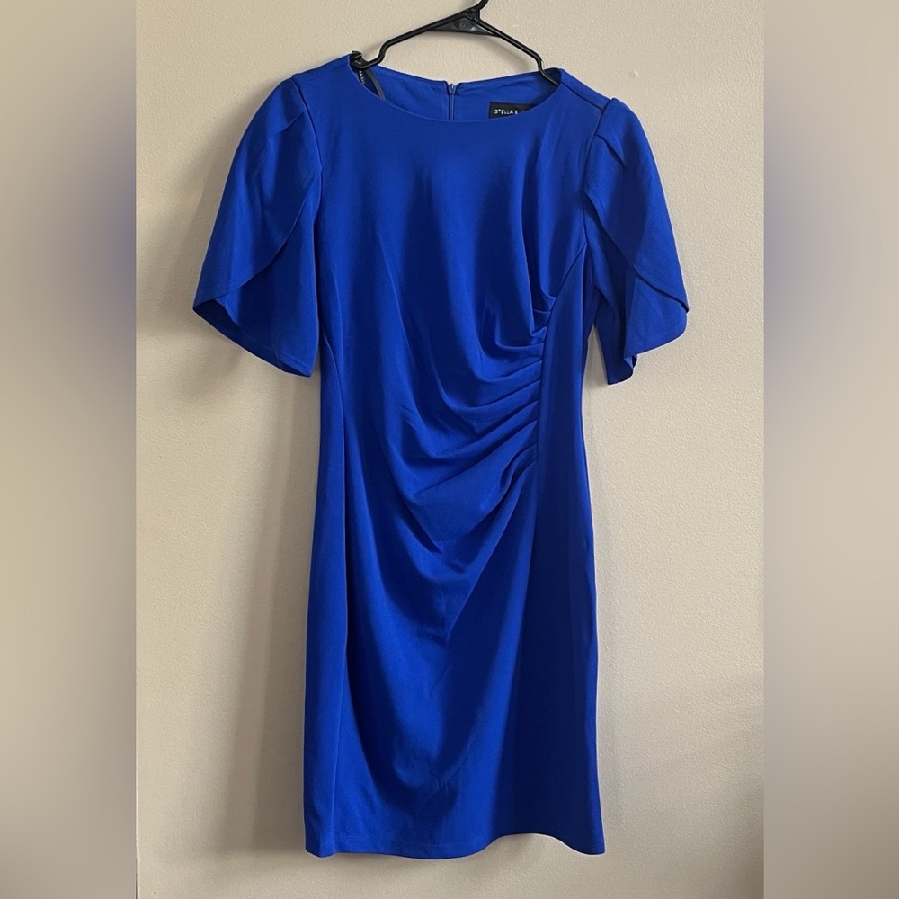 Stella & Julie royal blue short sleeve synched midi dress size 4